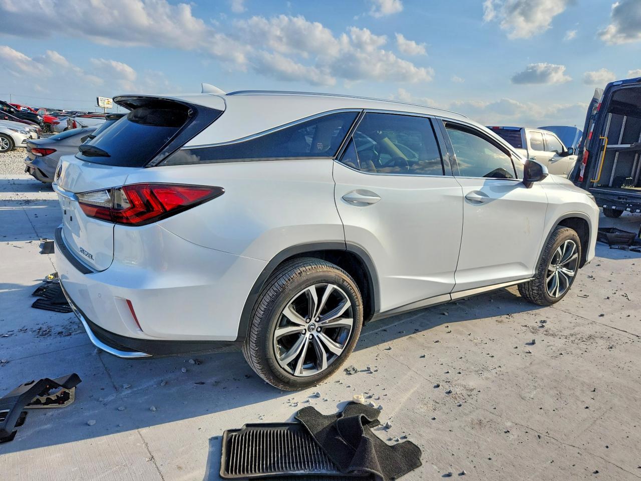 2021 Lexus Rx 350 L - Image 3