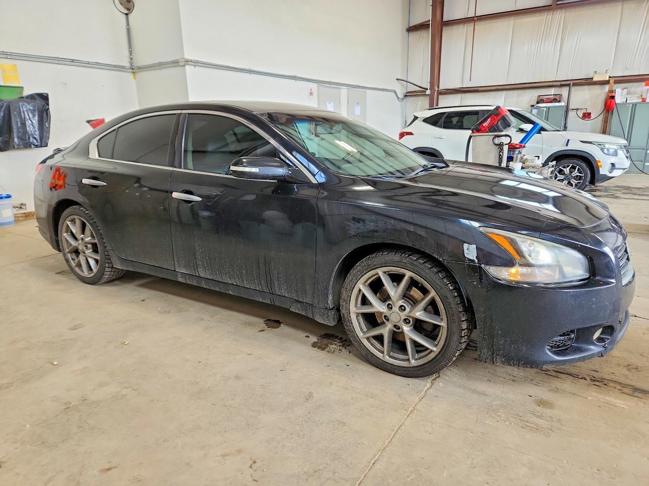 2011 Nissan Maxima 3.5 S - Image 4