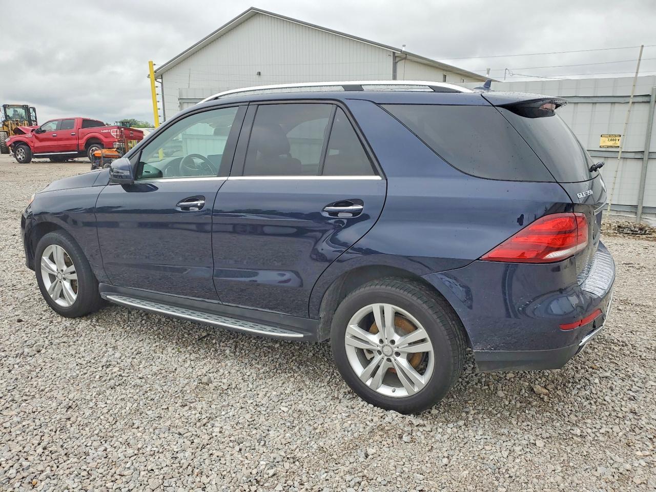 2017 Mercedes-Benz Gle 350 4Matic - Image 2