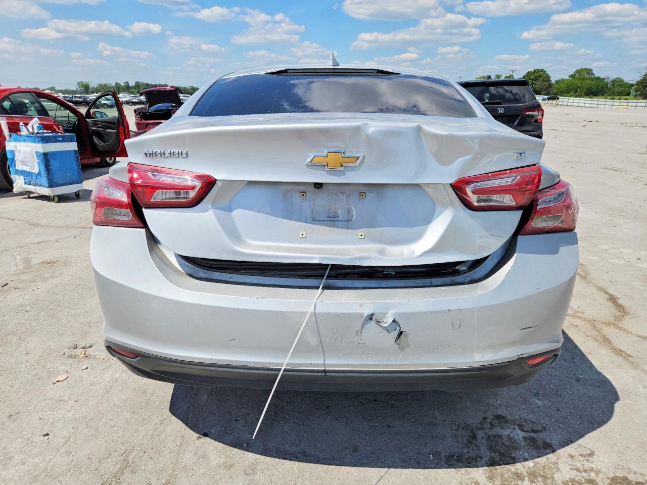 2022 Chevrolet Malibu Lt - Фото 6