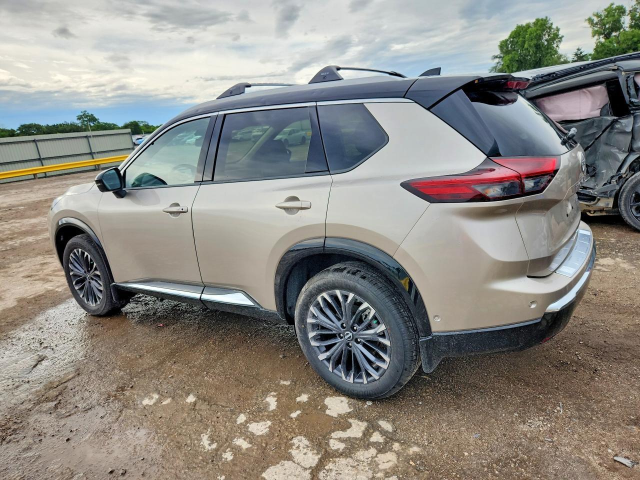 2026 Nissan Rogue Platinum - Фото 2