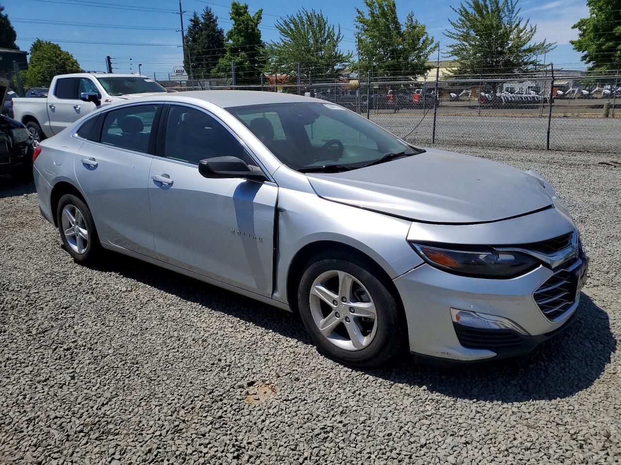 2020 Chevrolet Malibu Ls - Фото 4