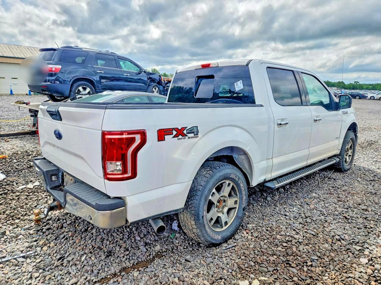 2015 Ford F150 Supercrew - Image 3