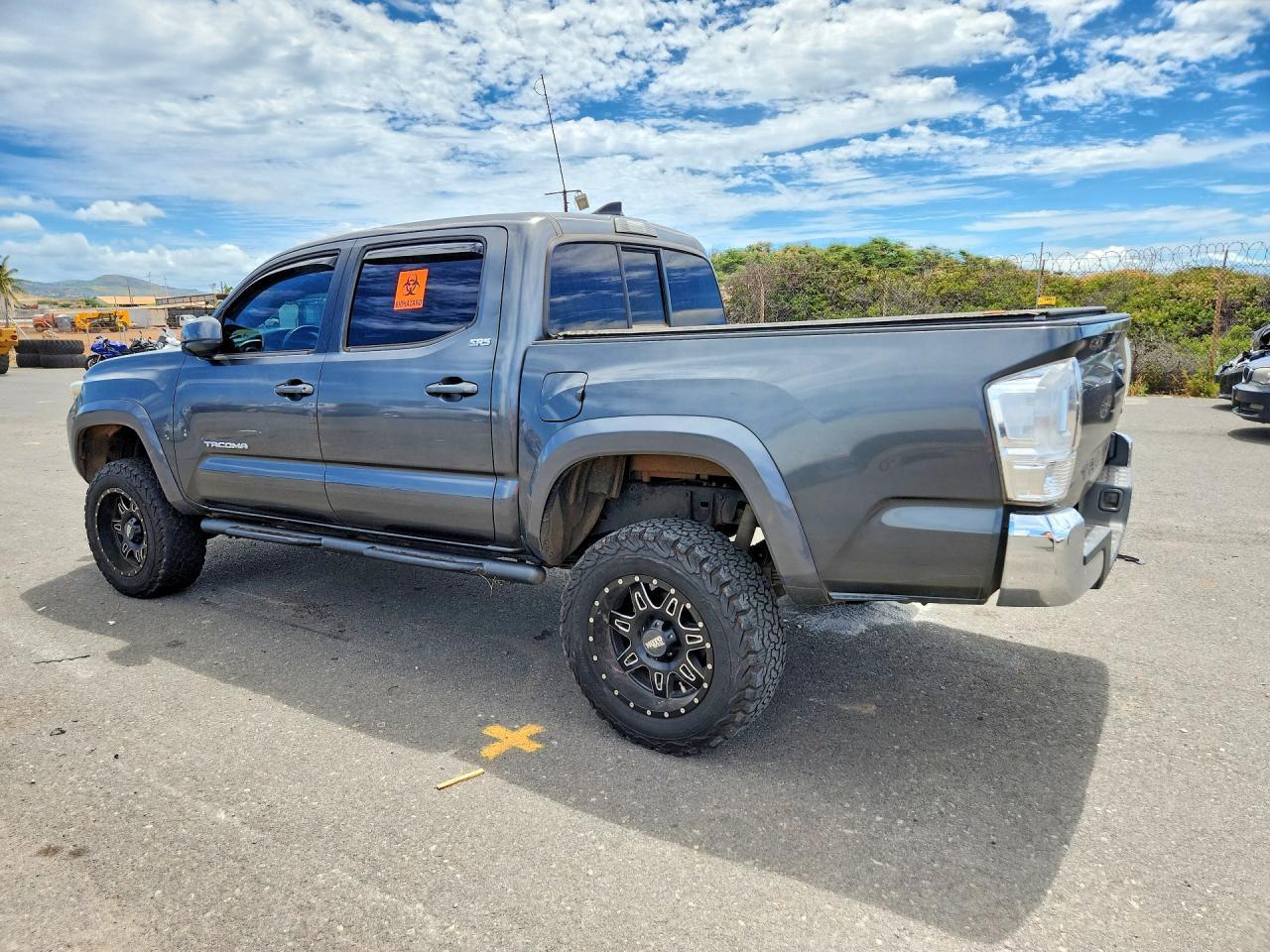 2016 Toyota Tacoma Sr5 V6 - Image 2