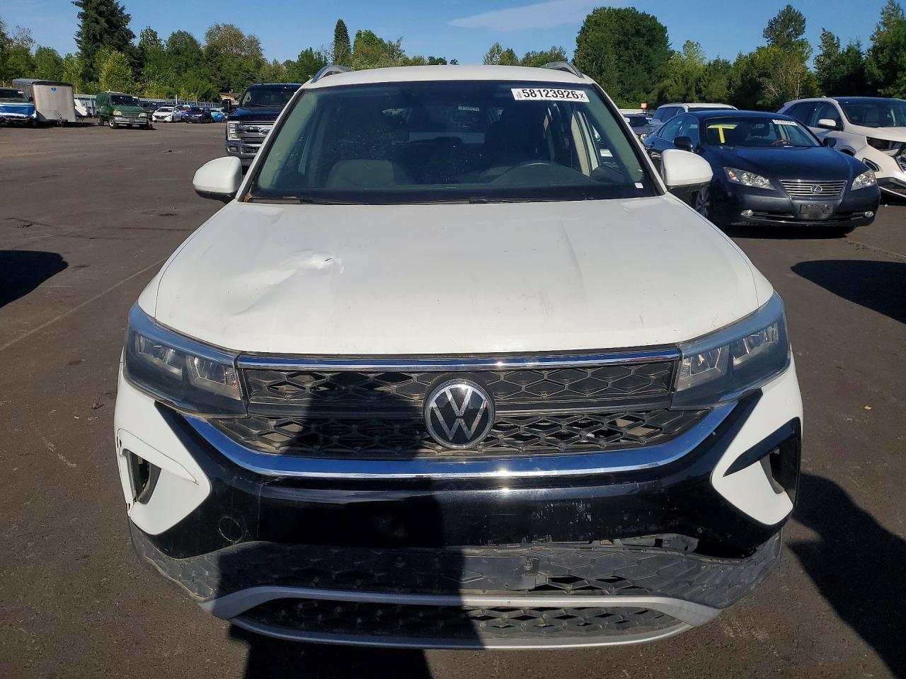 2022 Volkswagen Taos Se - Image 5