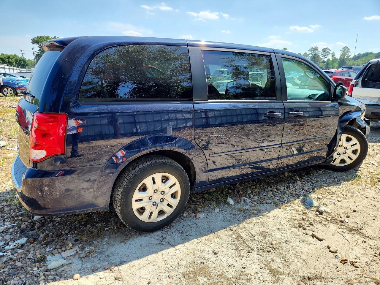 2016 Dodge Grand Caravan Se - Image 3