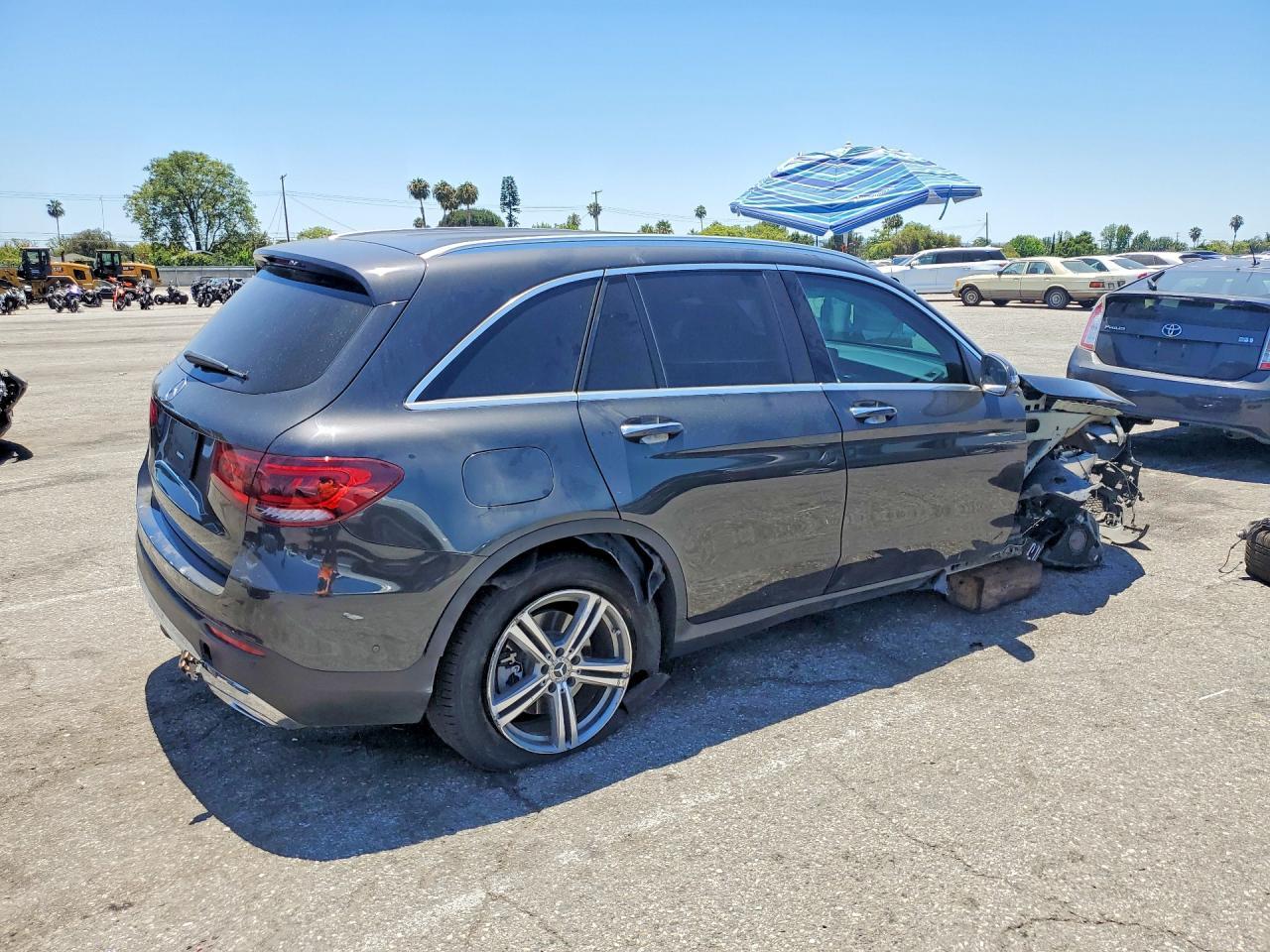 2021 Mercedes-Benz Glc 300 - Image 3