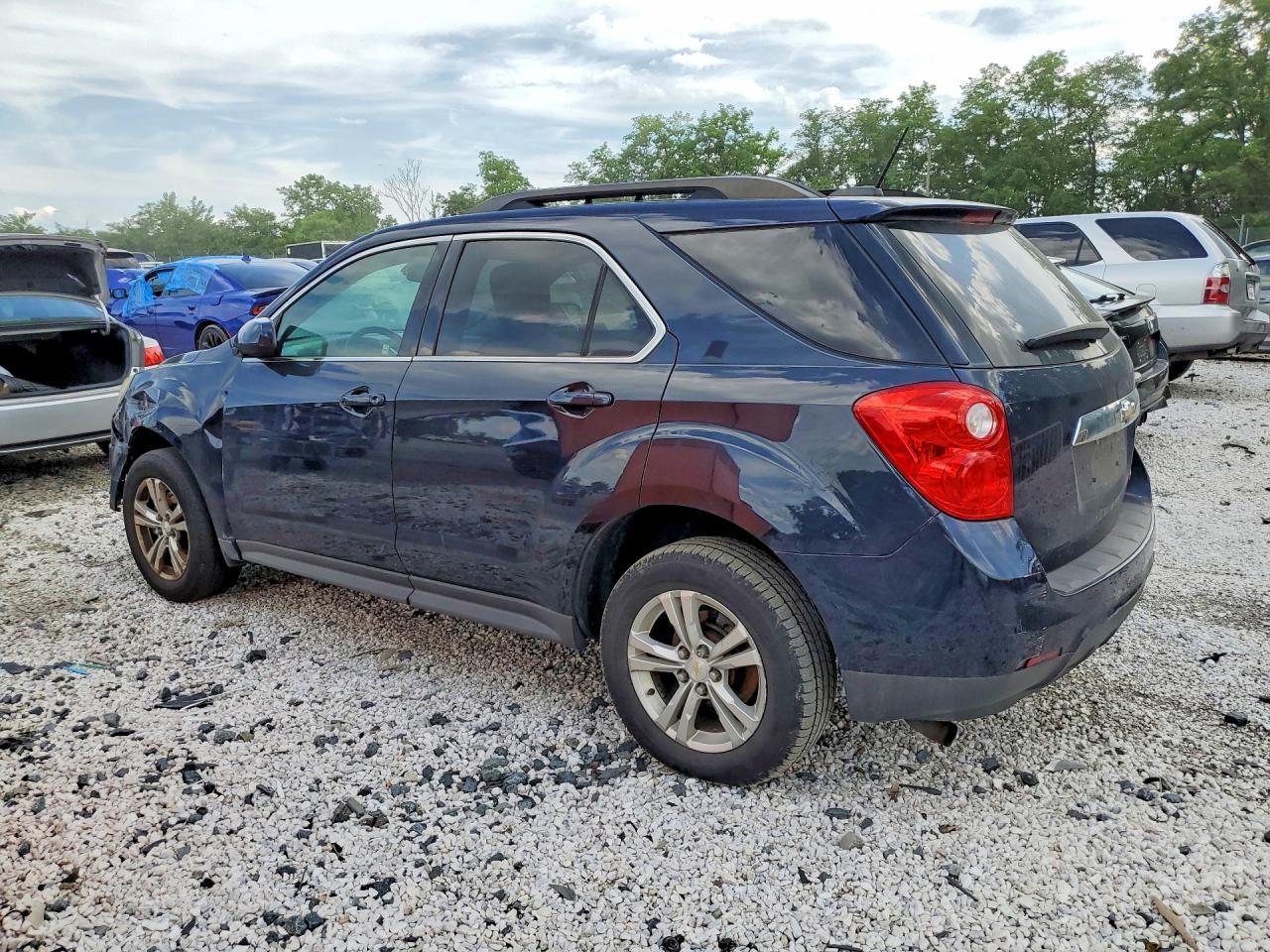 2015 Chevrolet Equinox Lt - Image 2