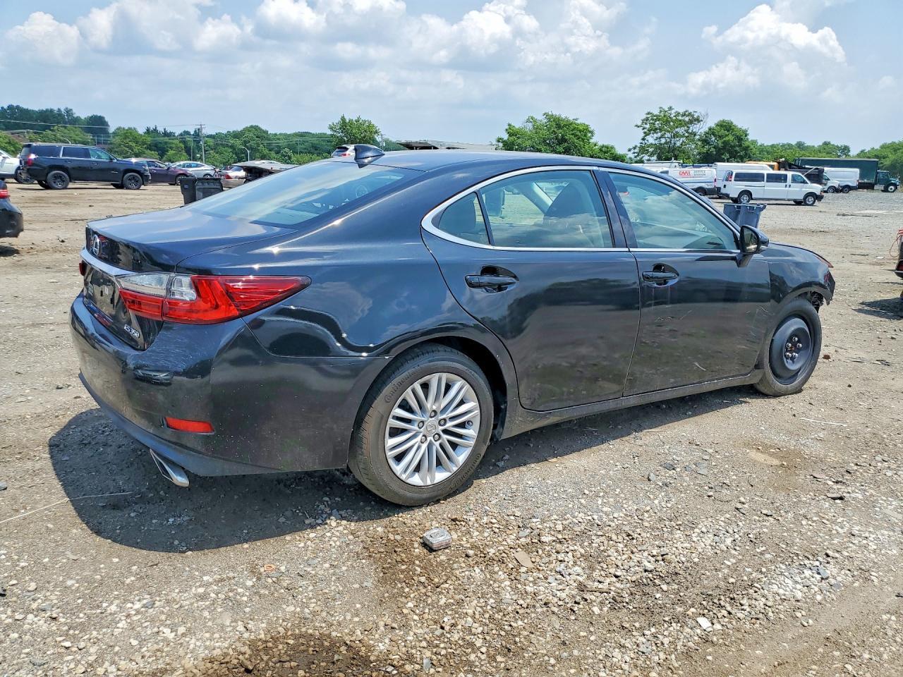 2017 Lexus Es 350 - Фото 3