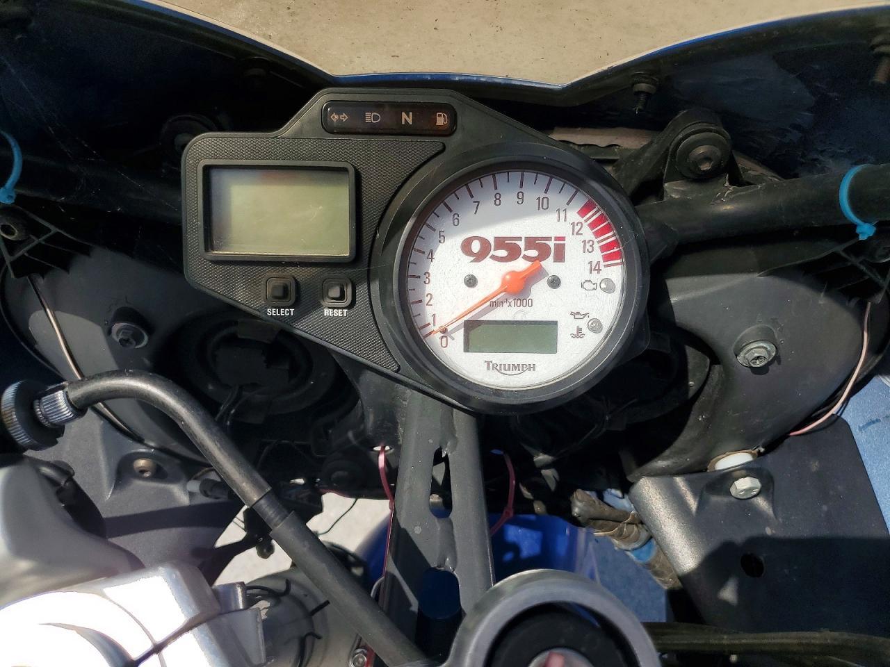 2002 Triumph Motorcycle Daytona 955I - Фото 7