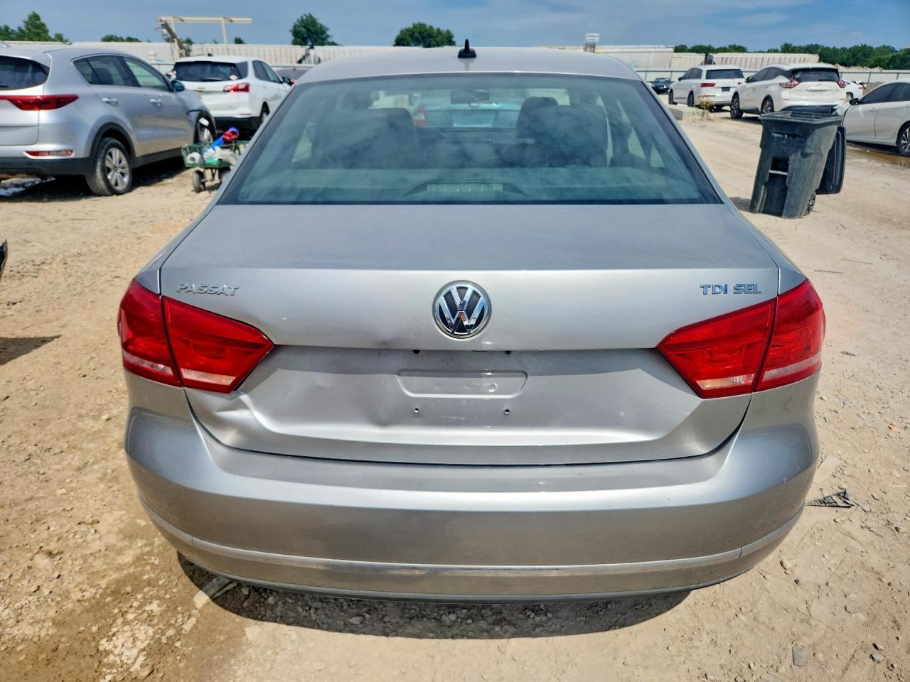 2013 Volkswagen Passat - Фото 6