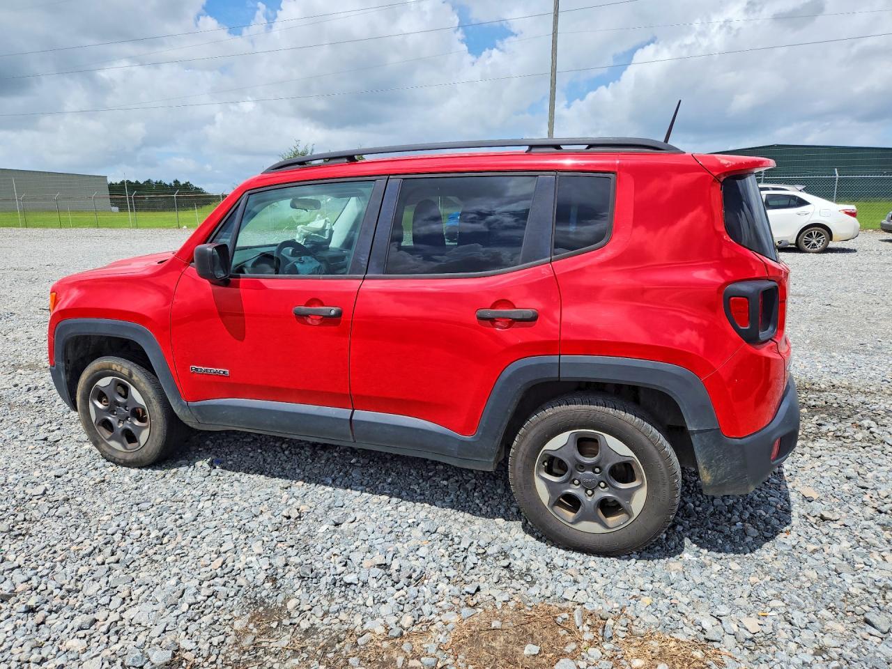 2017 Jeep Renegade Sport - Фото 2