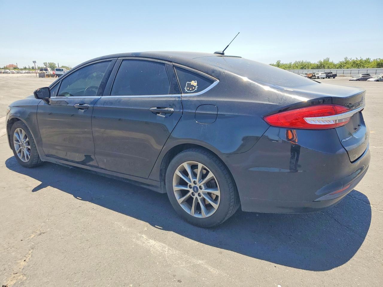 2017 Ford Fusion Se - Image 2