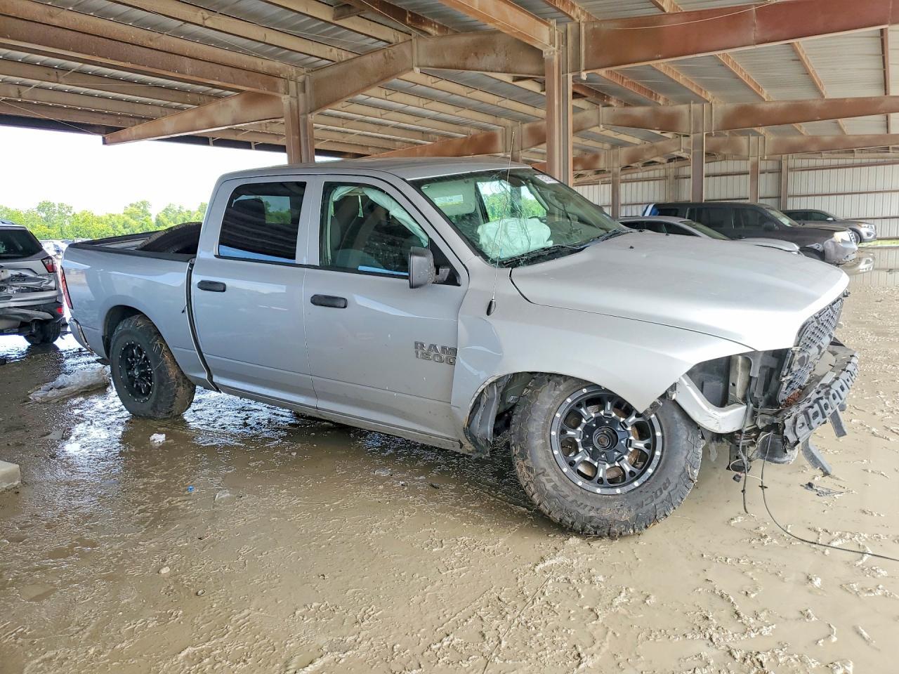 2018 Ram 1500 St - Фото 4