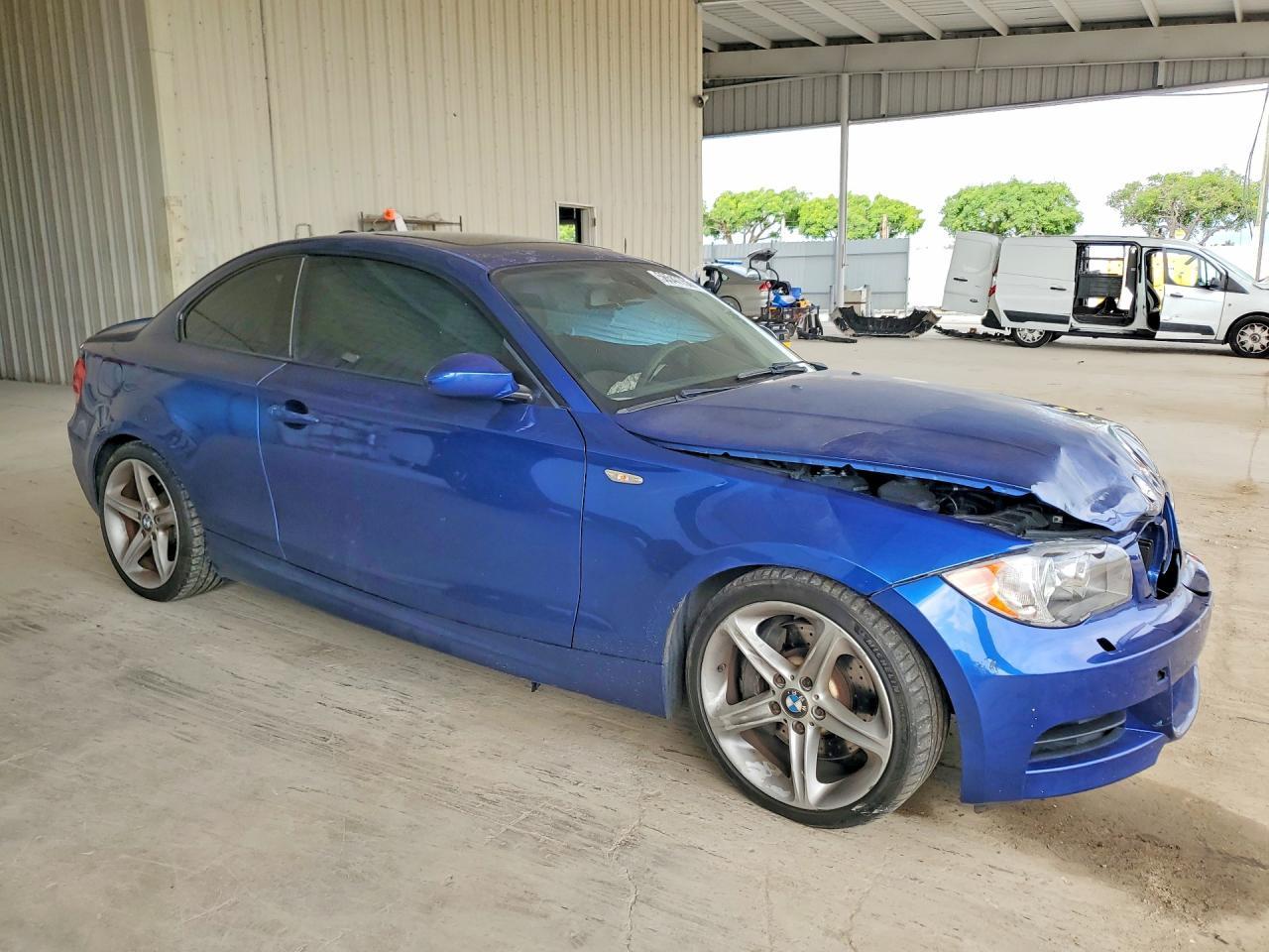 2009 BMW 135 I - Image 4