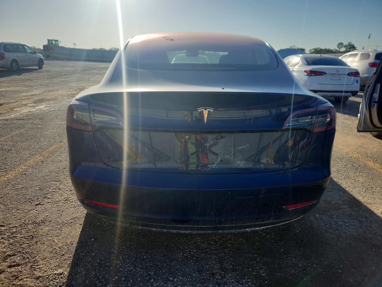 2018 Tesla Model 3 - Фото 6