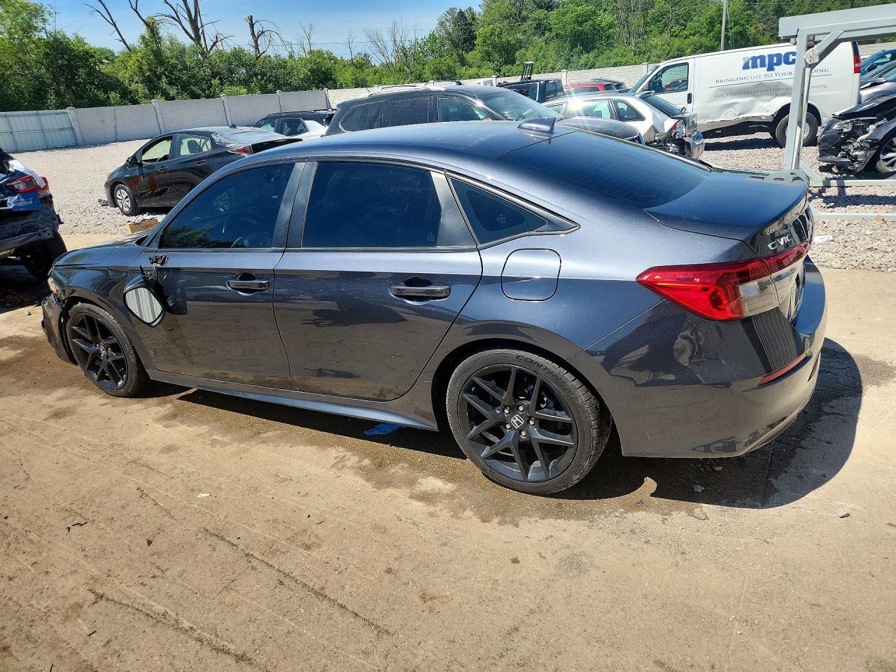 2022 Honda Civic Sport - Фото 2