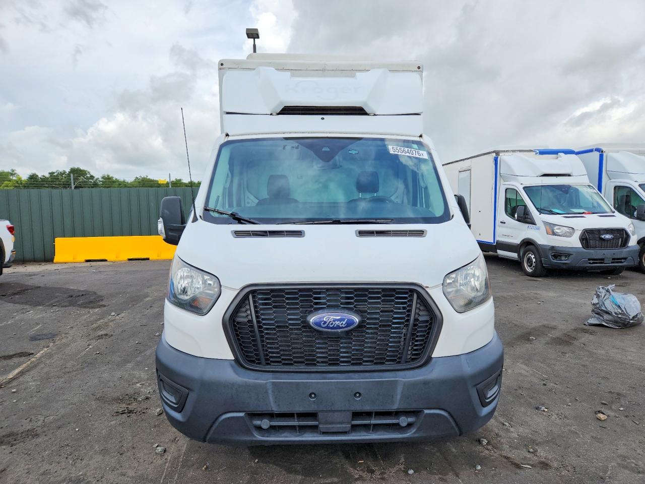 2020 Ford Transit Delivery Truck - Image 5