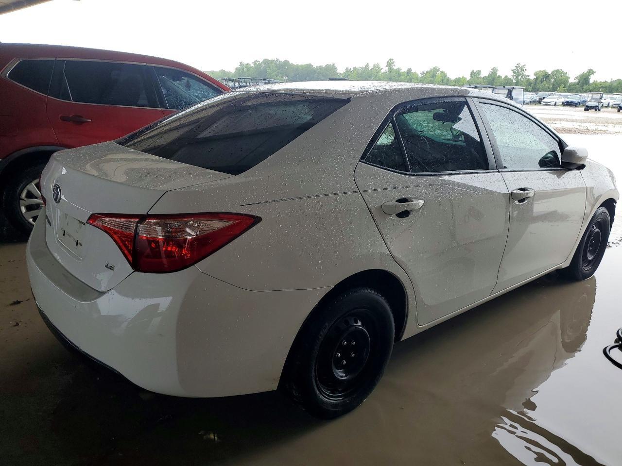 2017 Toyota Corolla Le - Фото 3