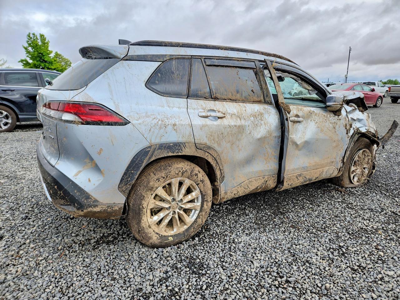 2026 Toyota Corolla Cross Le - Фото 3