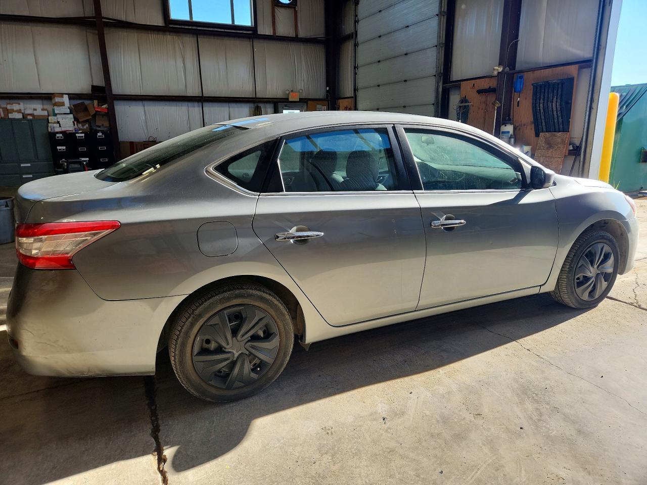 2013 Nissan Sentra S - Фото 3