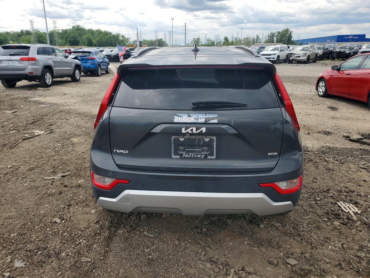 2023 Kia Niro Ex - Image 6