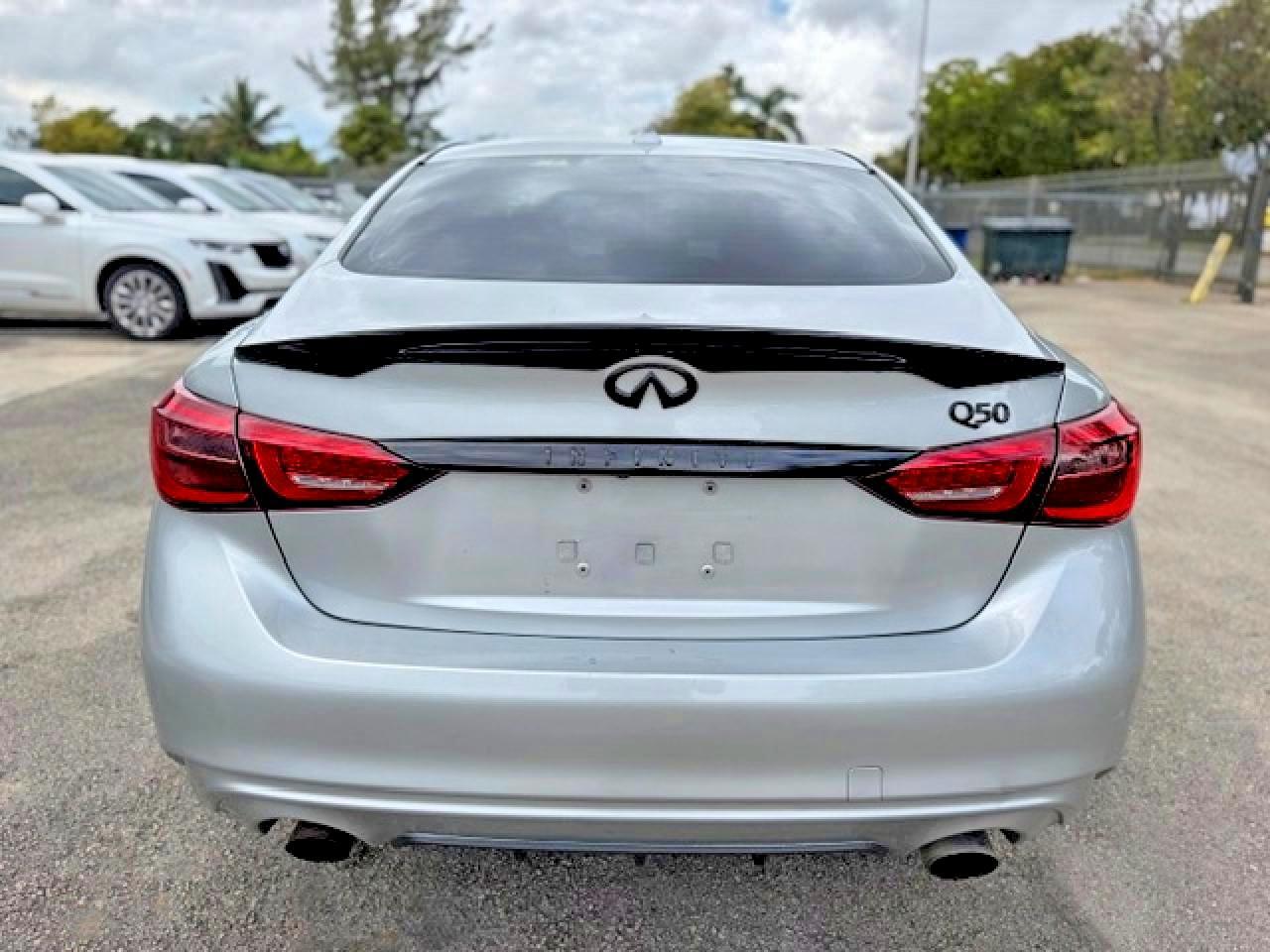 2018 Infiniti Q50 2.0T Luxe - Image 6