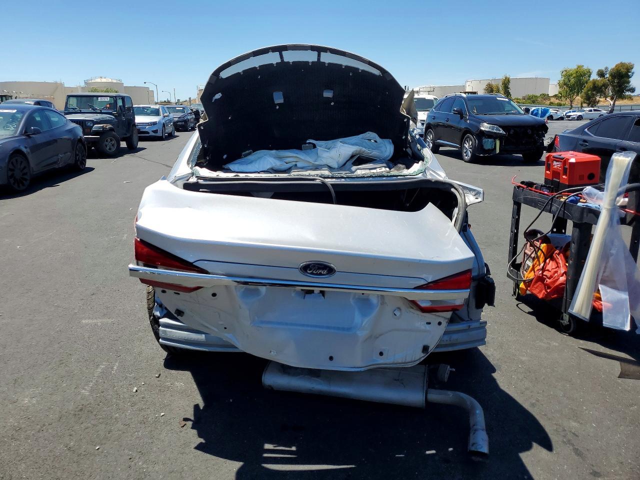 2018 Ford Fusion Se - Image 6