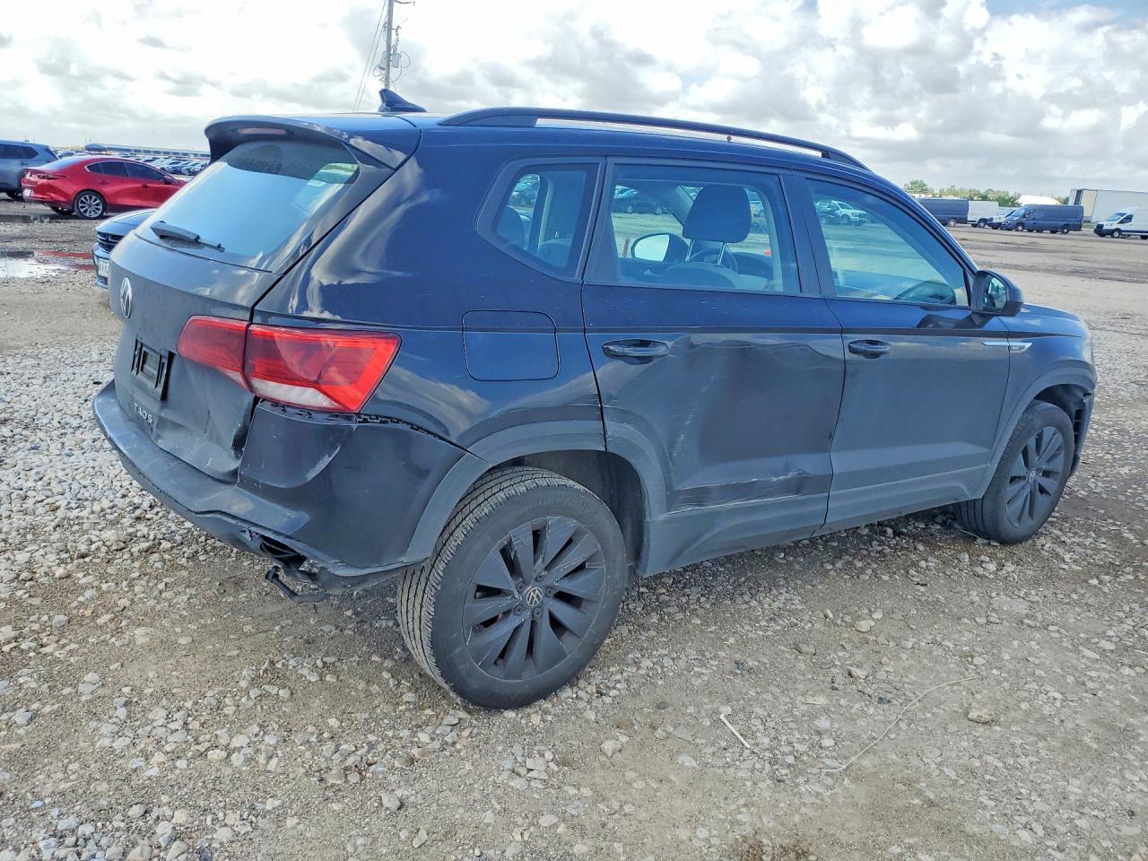 2024 Volkswagen Taos S - Фото 3
