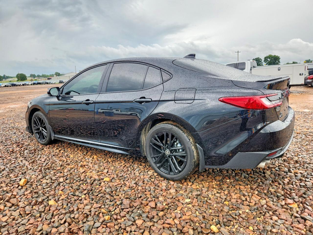 2026 Toyota Camry Se - Image 2