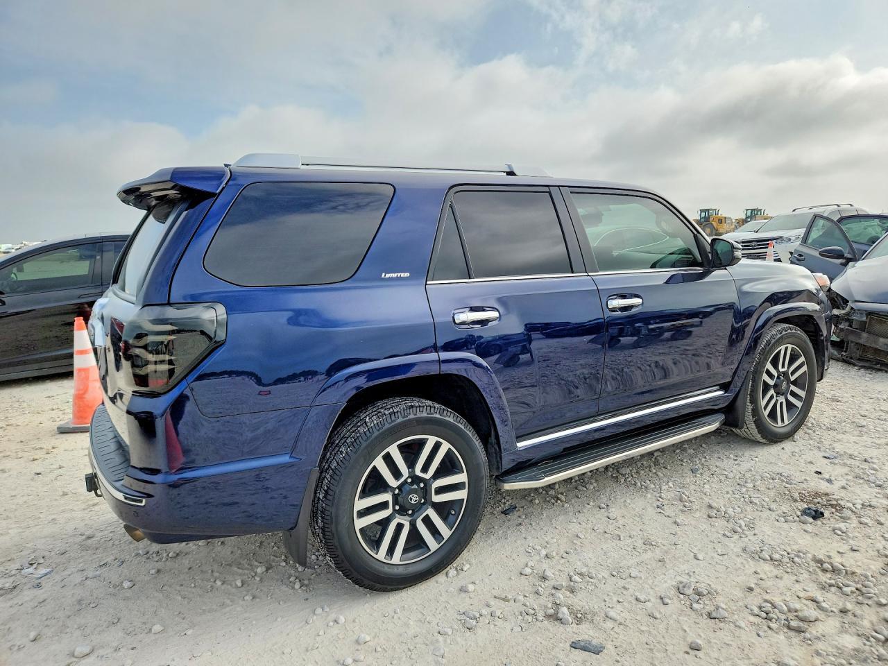 2014 Toyota 4Runner Limited - Фото 3