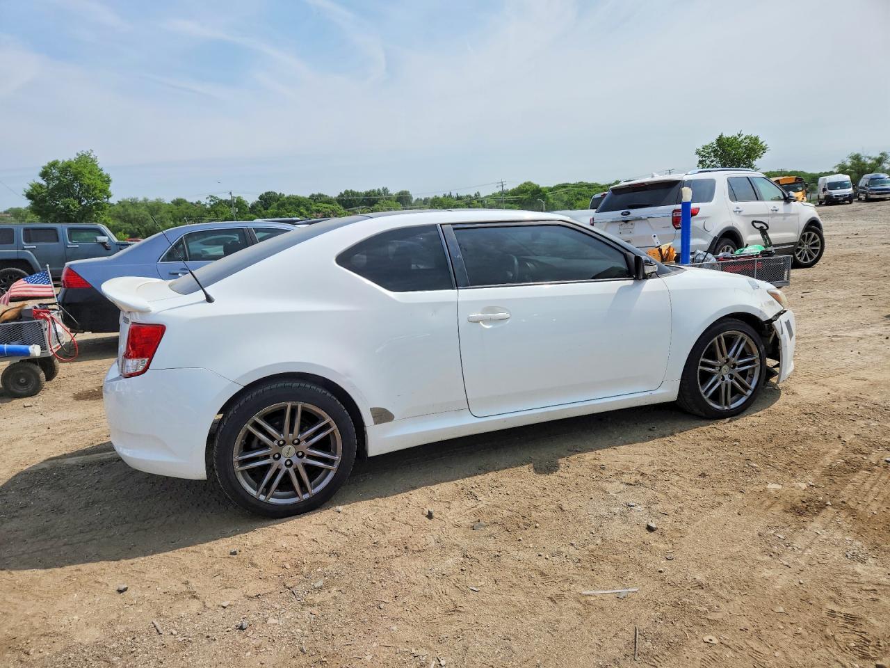 2011 Scion Tc Base - Фото 3