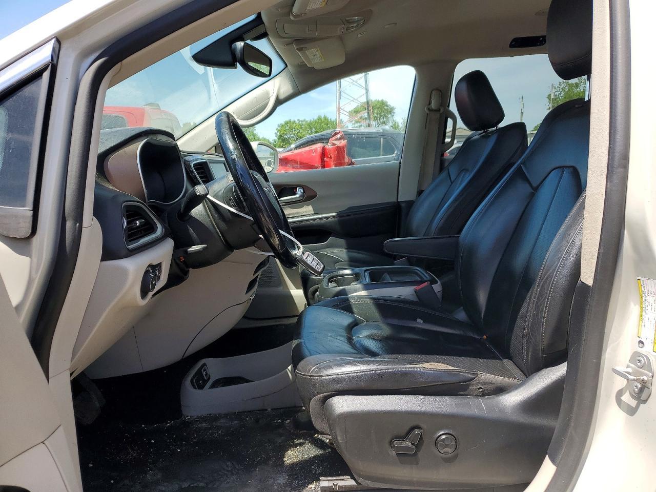2019 Chrysler Pacifica Touring L - Фото 7