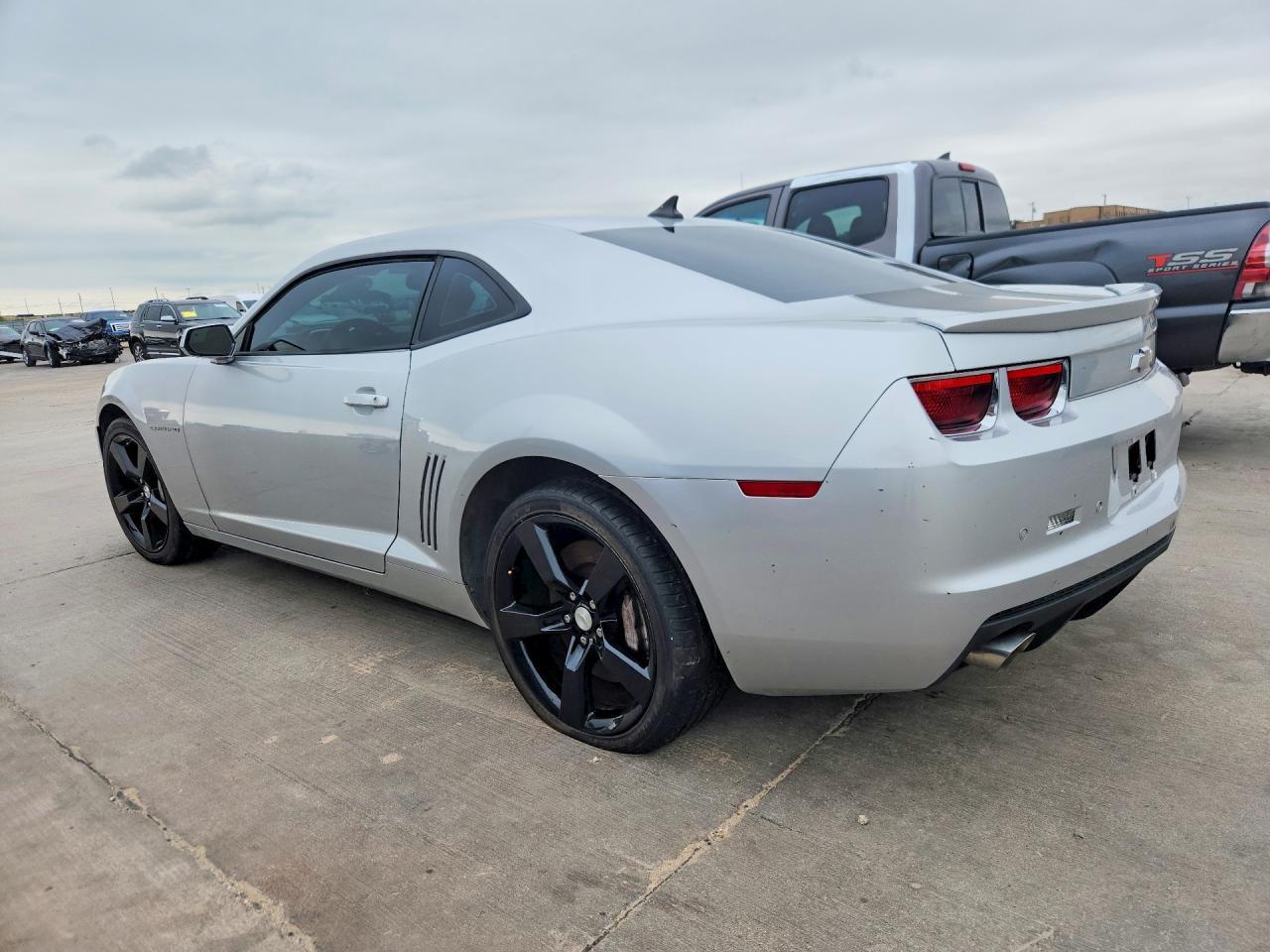 2011 Chevrolet Camaro 2Ss - Фото 2