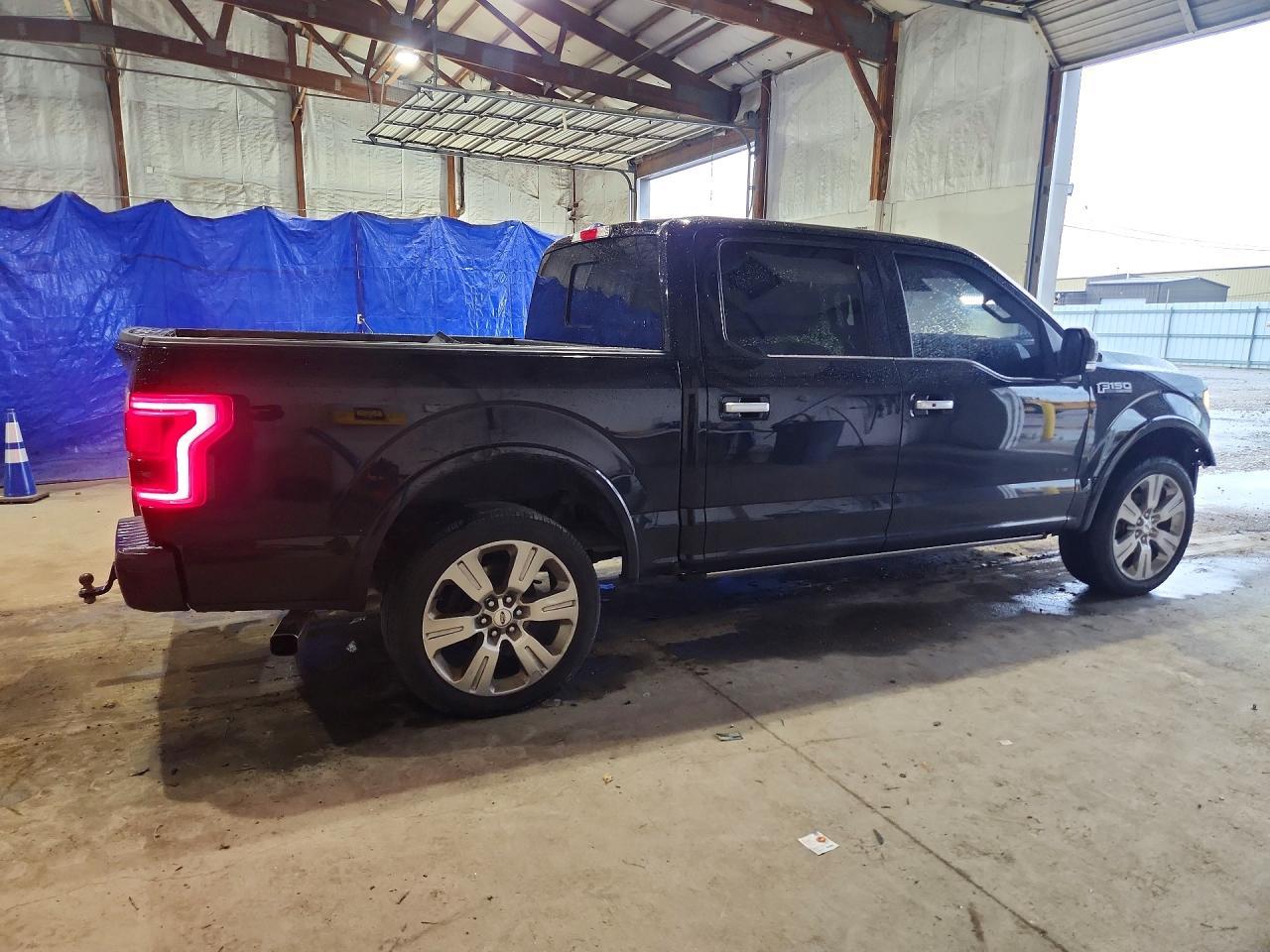 2017 Ford F150 Limit - Фото 3