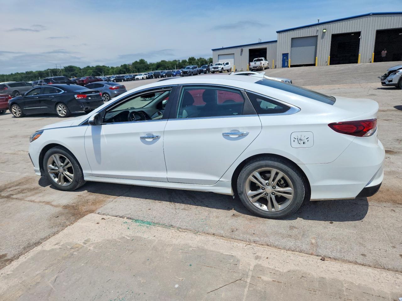 2019 Hyundai Sonata Sel - Image 2
