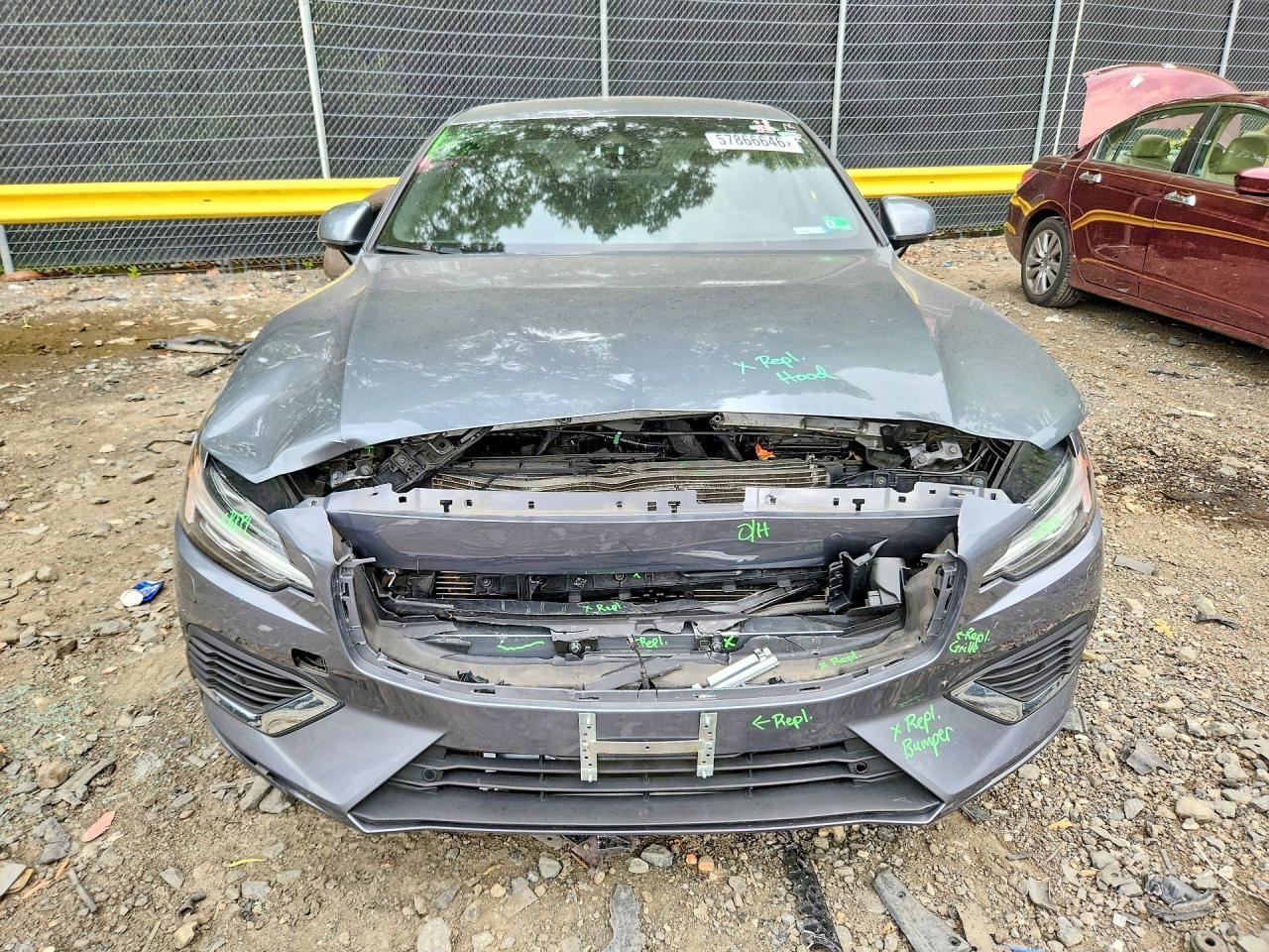 2020 Volvo S60 T8 Inscription - Image 5