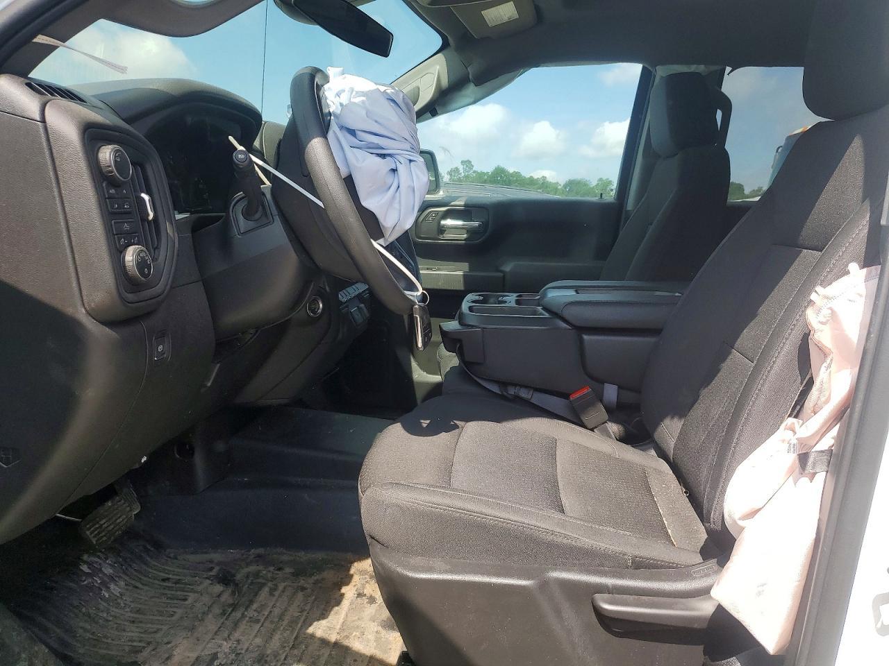 2025 Chevrolet Silverado K1500 - Image 7