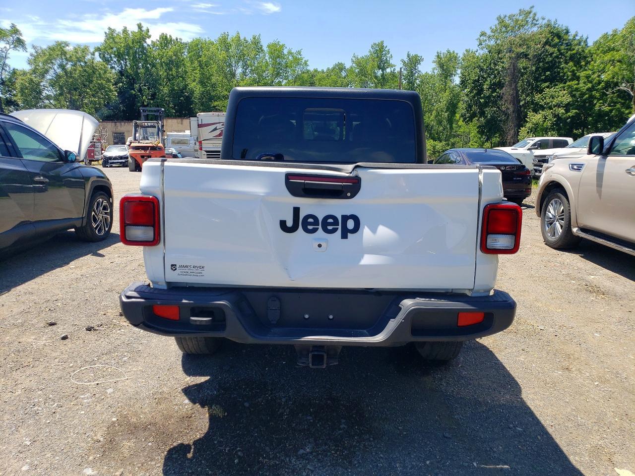 2022 Jeep Gladiator Sport - Фото 6