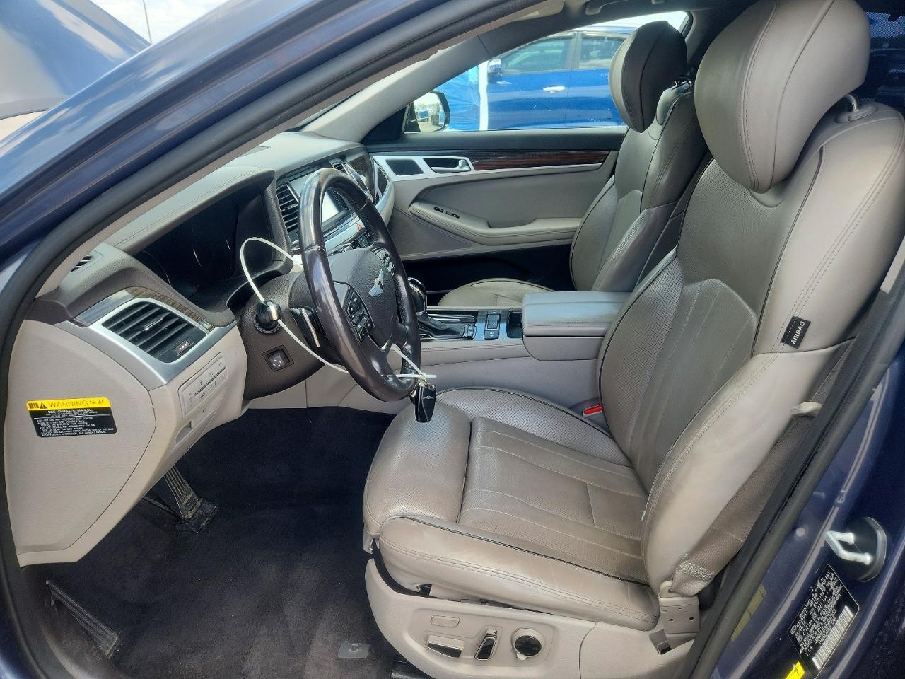 2015 Hyundai Genesis 3.8L - Фото 7