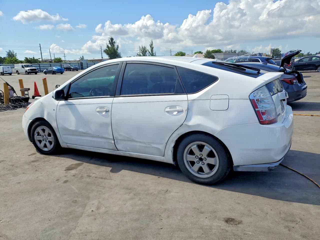 2007 Toyota Prius Base - Фото 2