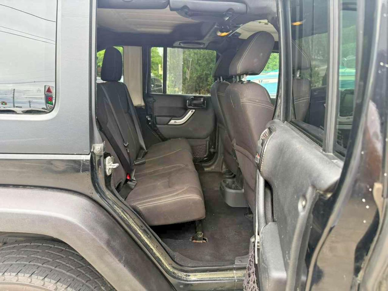 2013 Jeep Wrangler Unlimited Rubicon - Фото 6