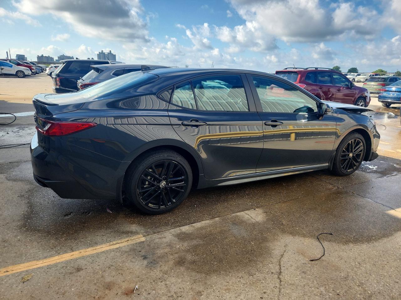 2026 Toyota Camry Se - Фото 3