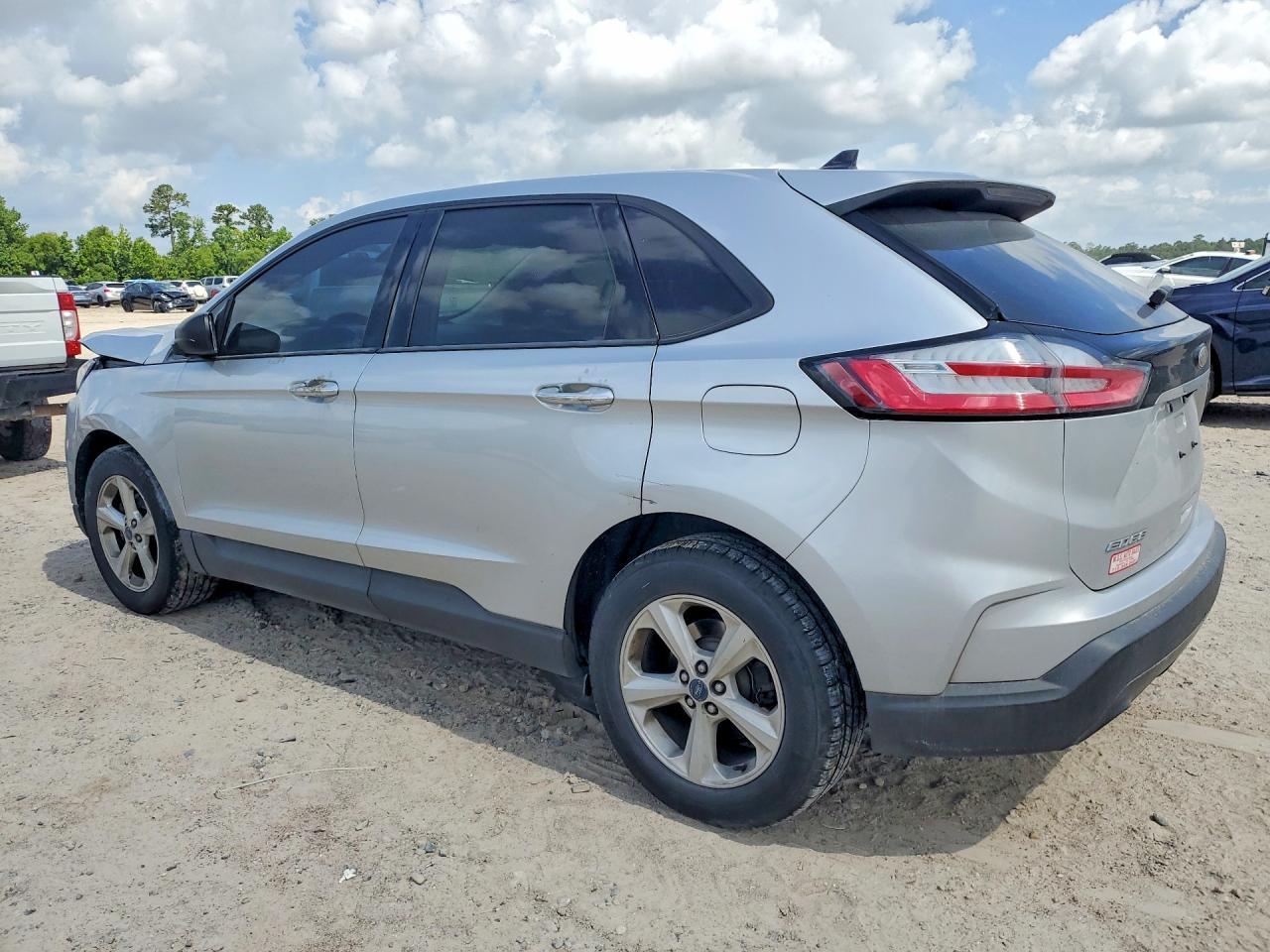 2019 Ford Edge - Фото 2