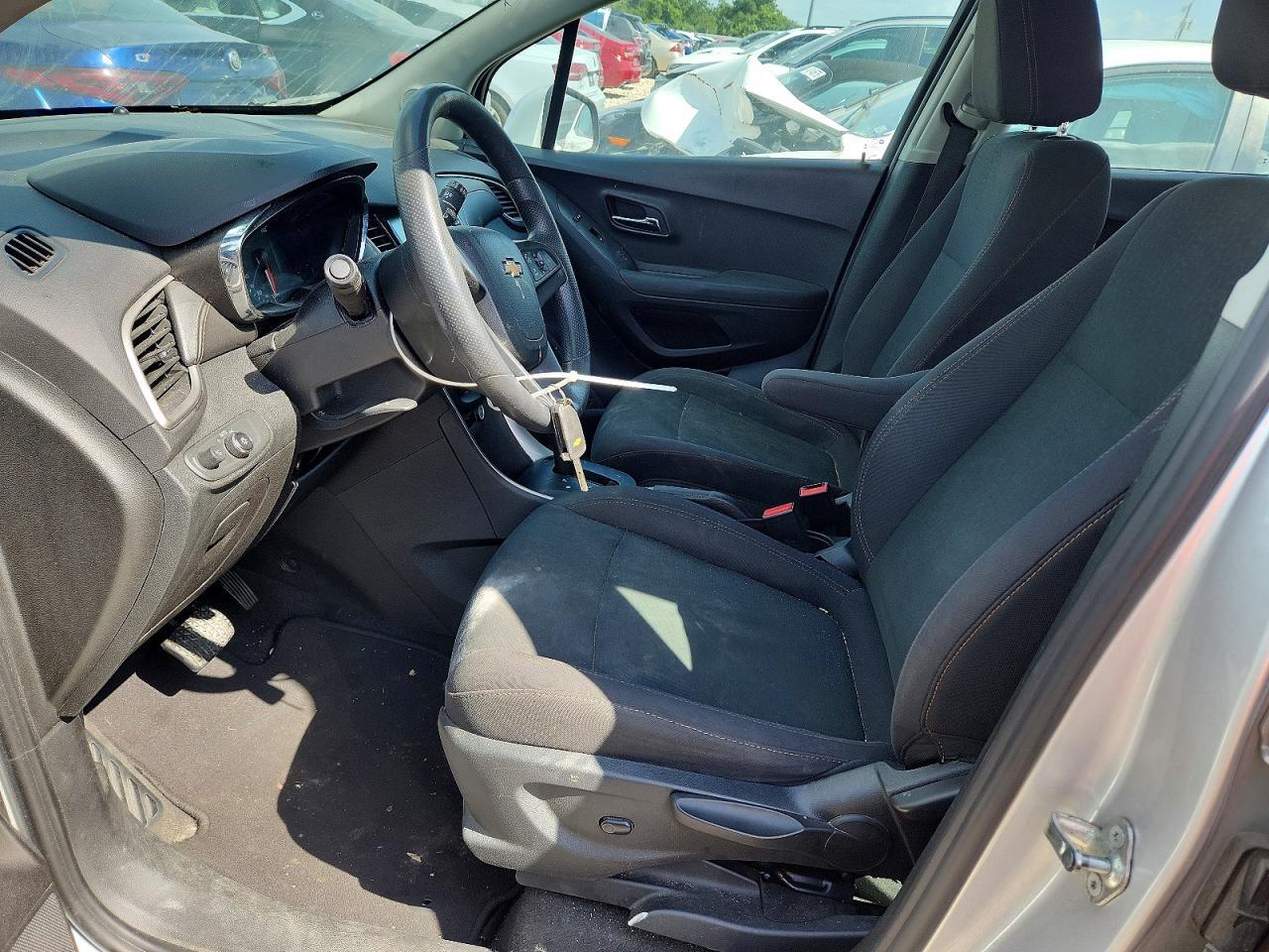 2017 Chevrolet Trax Ls - Image 7