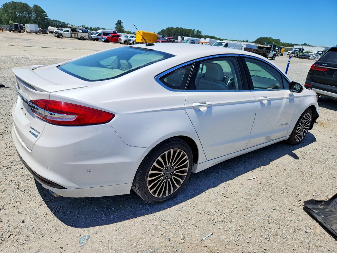 2018 Ford Fusion Titanium - Фото 3