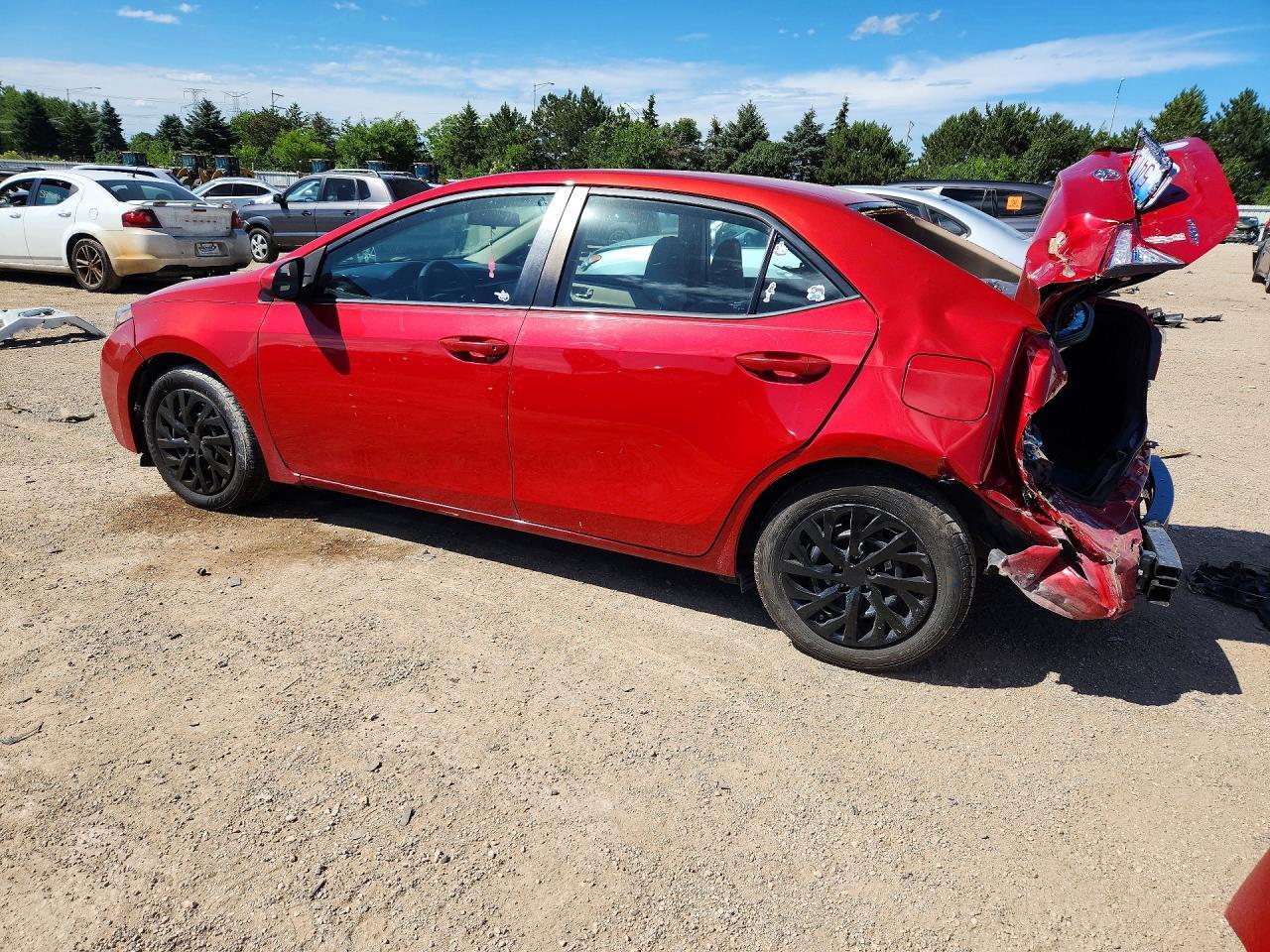 2015 Toyota Corolla Le - Фото 2