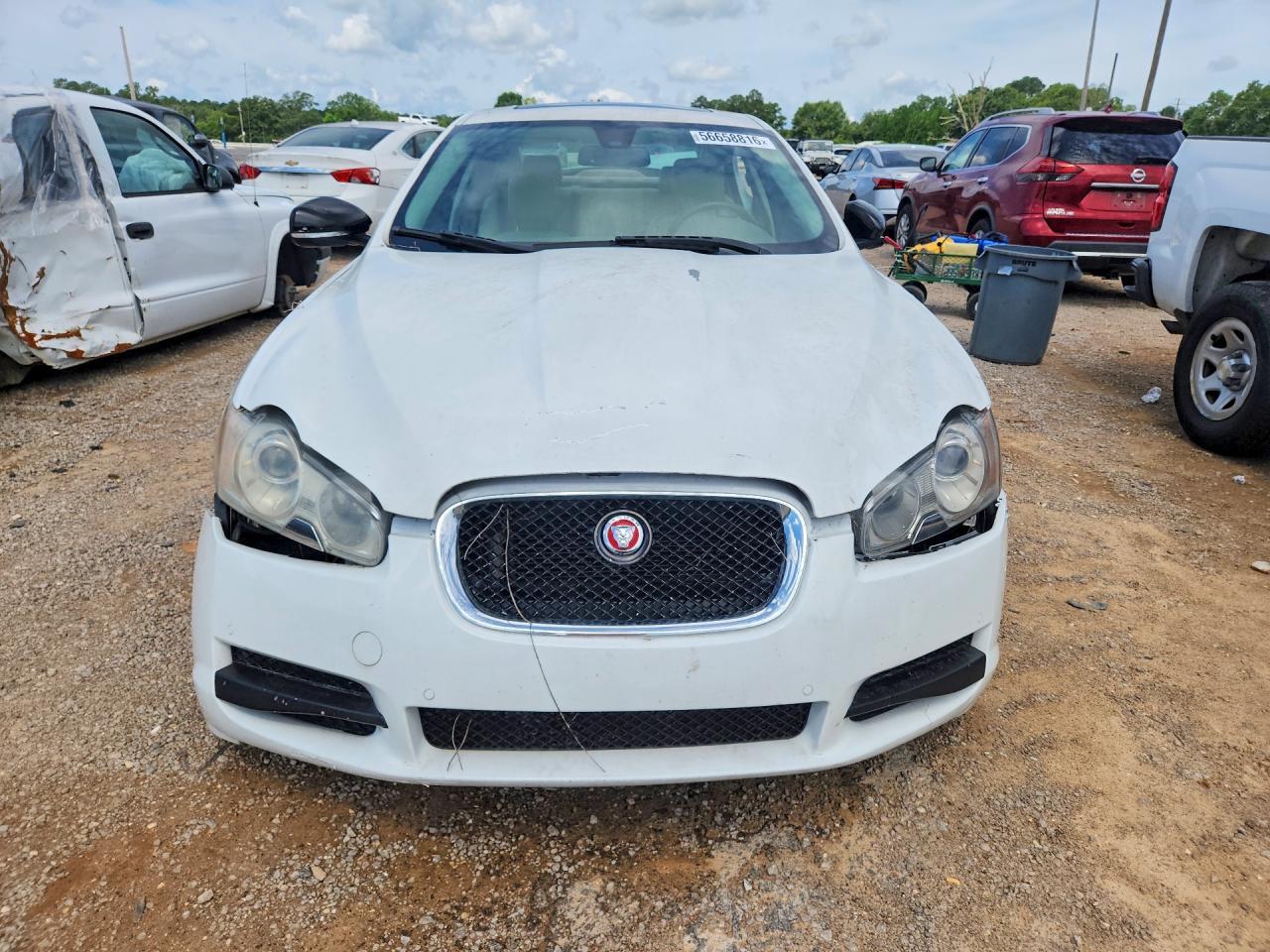 2011 Jaguar Xf Premium - Image 5