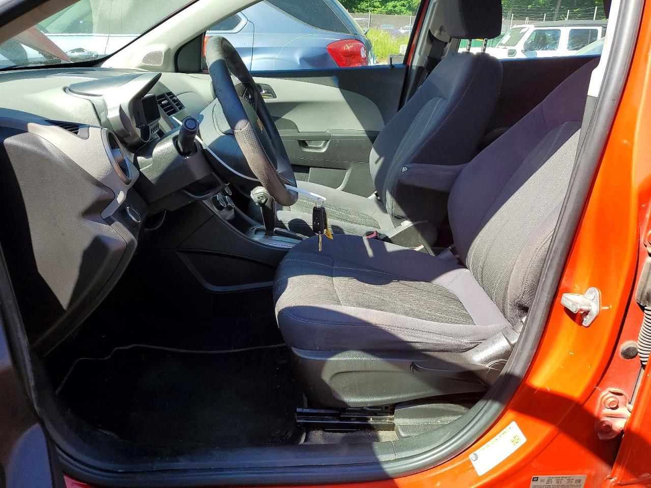 2012 Chevrolet Sonic - Фото 7