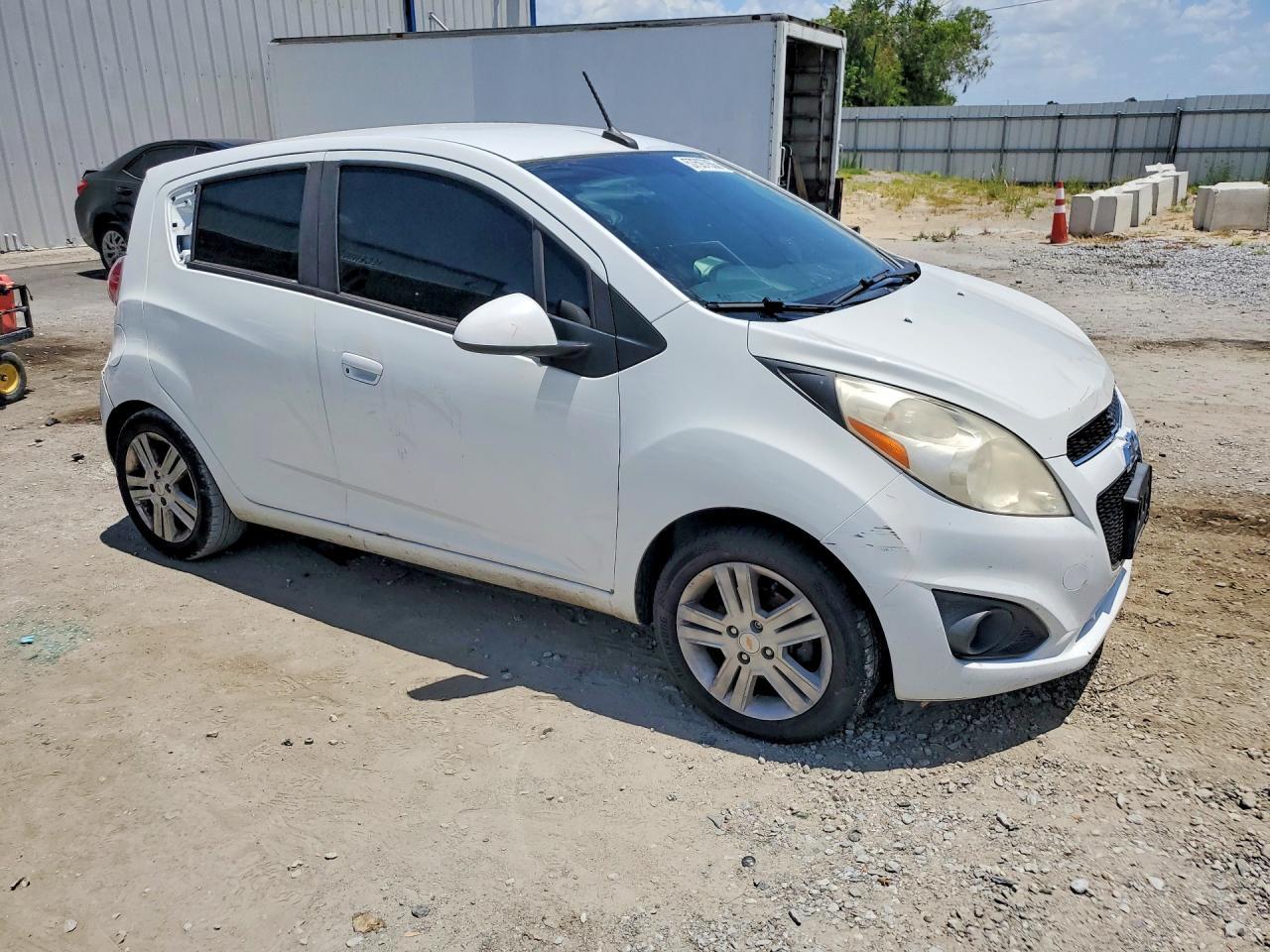 2013 Chevrolet Spark Ls - Фото 4